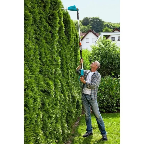 BAUHAUS Gardena Teleskop-Heckenschere THS 42/18V P4A 18 V 4