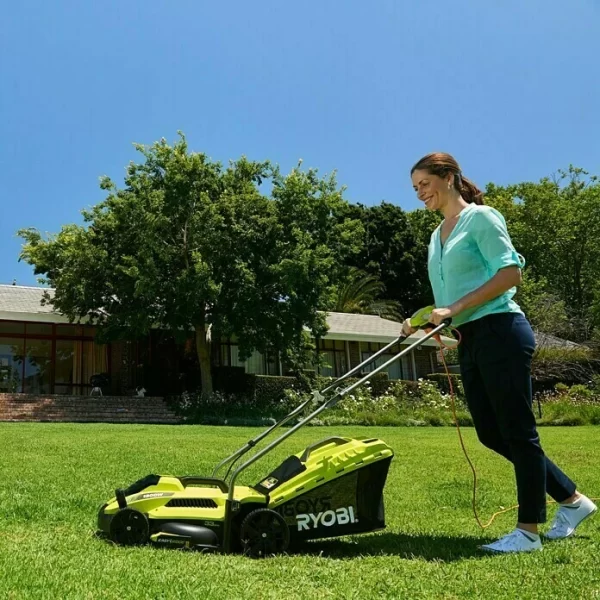 BAUHAUS Ryobi Elektro-Rasenmäher RLM13E33S 1.300 W, Schnittbreite: 33 Cm 4