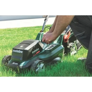 BAUHAUS Metabo Akku-Rasenmäher RM 36-18 LTX BL 36  18 V, Ohne Akku, 5,2 Ah, Schnittbreite: 36 Cm 18
